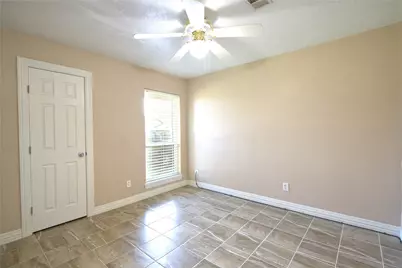 12619 Fern Forest Drive, Houston, TX 77044 - Photo 9