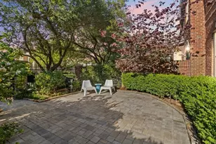 3379 Bellefontaine St, Houston, TX 77025 - Photo 9