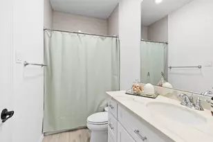 3379 Bellefontaine St, Houston, TX 77025 - Photo 29