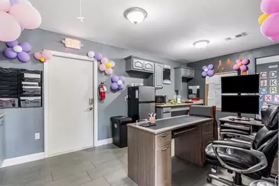 902 Waco Street, Dayton, TX 77535 - Photo 17