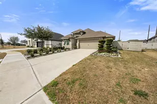4610 Orchard Creek Ln, Manvel, TX 77578 - Photo 3