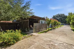 2704 Sinclair St, Pasadena, TX 77503 - Photo 5