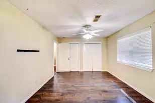 206 Sleepy Hollow Dr, Lake Jackson, TX 77566 - Photo 17