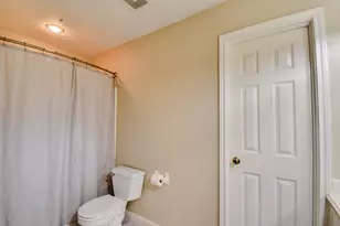 206 Sleepy Hollow Dr, Lake Jackson, TX 77566 - Photo 25