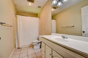 206 Sleepy Hollow Dr, Lake Jackson, TX 77566 - Photo 23