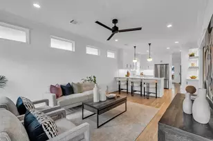 904 Willard St, Houston, TX 77006 - Photo 19