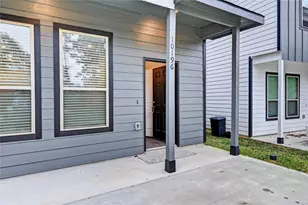 10196 Barberry St, Willis, TX 77318 - Photo 5