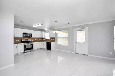 2406 Gwenfair Drive, Spring, TX 77373 - Photo 11