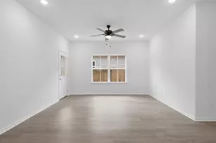 2815 Pne Est Ln, Houston, TX 77014 - Photo 13