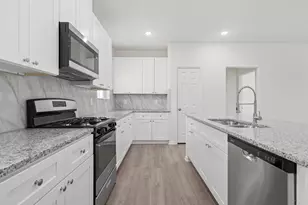 2815 Pne Est Ln, Houston, TX 77014 - Photo 9