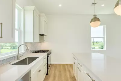 3611 W Jean St, Galveston, TX 77554 - Photo 11