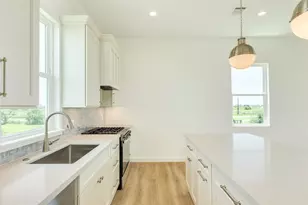 3611 W Jean St, Galveston, TX 77554 - Photo 11