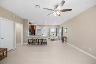 8307 W Green Leaf St, Brookshire, TX 77423 - Photo 3