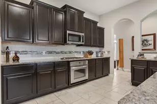126 S Sawbridge Cir, Spring, TX 77389 - Photo 7