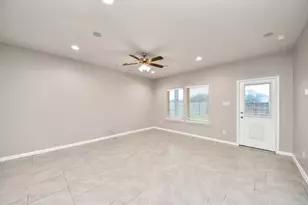 5646 Pleasant Falls Dr, Richmond, TX 77407 - Photo 19