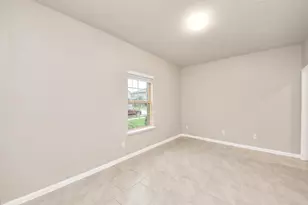 5646 Pleasant Falls Dr, Richmond, TX 77407 - Photo 11