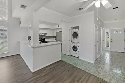 100 April Point Drive S, Conroe, TX 77356 - Photo 13