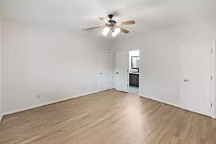 100 April Point Dr S, Conroe, TX 77356 - Photo 15