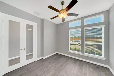 127 Chatsworth Lane, Shenandoah, TX 77384 - Photo 3