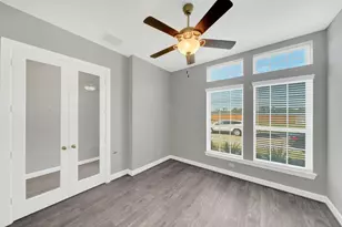 127 Chatsworth Ln, Shenandoah, TX 77384 - Photo 3