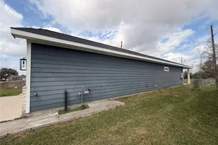 1343 Alpha Ln, Crosby, TX 77532 - Photo 3