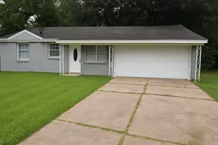 10806 Safeguard St, Houston, TX 77047 - Photo 1