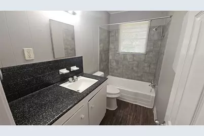 10806 Safeguard Street, Houston, TX 77047 - Photo 7