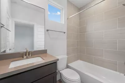 2708 Grand Fountains Drive #E, Houston, TX 77054 - Photo 31