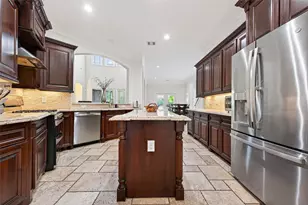 633 Crenshaw Rd, Houston, TX 77504 - Photo 23