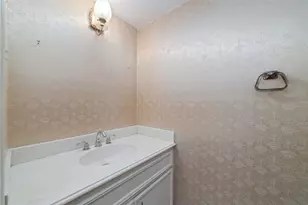 2220 Welch St, Houston, TX 77019 - Photo 11