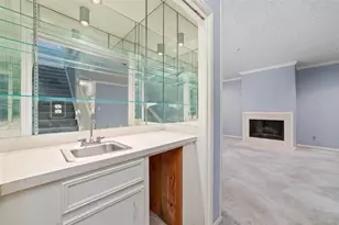 2220 Welch St, Houston, TX 77019 - Photo 19