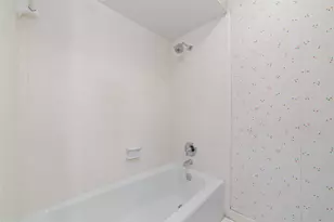 2220 Welch St, Houston, TX 77019 - Photo 15