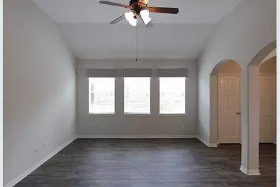 15010 Sun Glaze Drive, Humble, TX 77346 - Photo 5