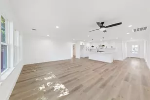 5338 Pease St, Houston, TX 77023 - Photo 11