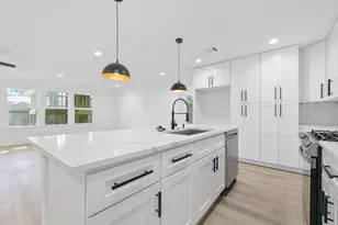 5338 Pease St, Houston, TX 77023 - Photo 7