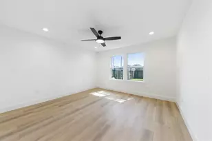 5338 Pease St, Houston, TX 77023 - Photo 17
