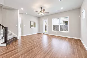 3012 Skyrock Dr, Houston, TX 77063 - Photo 3