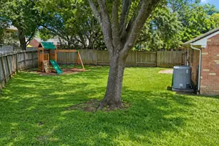 4706 Rainbow Run, Sugar Land, TX 77479 - Photo 13
