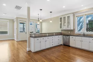 837 E 27th St, Houston, TX 77009 - Photo 13