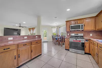5531 Dapplewood Lane, Katy, TX 77449 - Photo 11