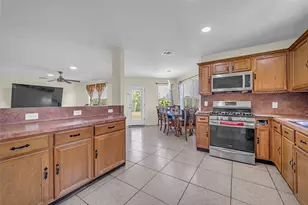 5531 Dapplewood Ln, Katy, TX 77449 - Photo 11