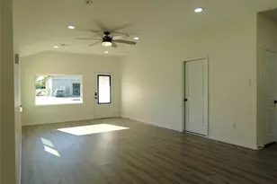 4620 Magnolia St, Beaumont, TX 77703 - Photo 3