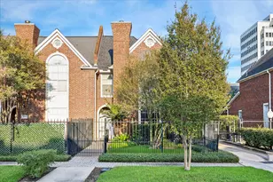 2123 Peckham St, Houston, TX 77019 - Photo 1