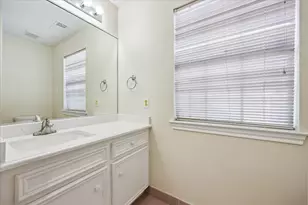 2123 Peckham St, Houston, TX 77019 - Photo 45