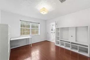 12126 Pine Knoll Dr, Houston, TX 77099 - Photo 15