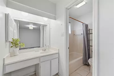12126 Pine Knoll Drive, Houston, TX 77099 - Photo 17