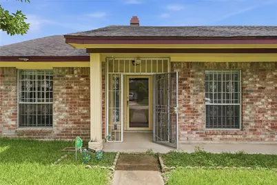 12126 Pine Knoll Drive, Houston, TX 77099 - Photo 3