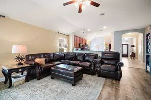 14310 Brody Falls Ct, Houston, TX 77044 - Photo 19