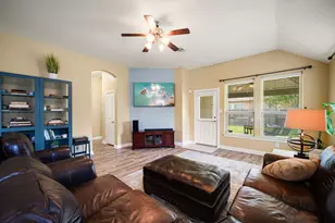 14310 Brody Falls Ct, Houston, TX 77044 - Photo 19
