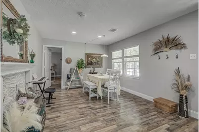 302 E Kay Street, Dayton, TX 77535 - Photo 13